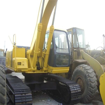 2004 Komatsu PC200-6 Excavator